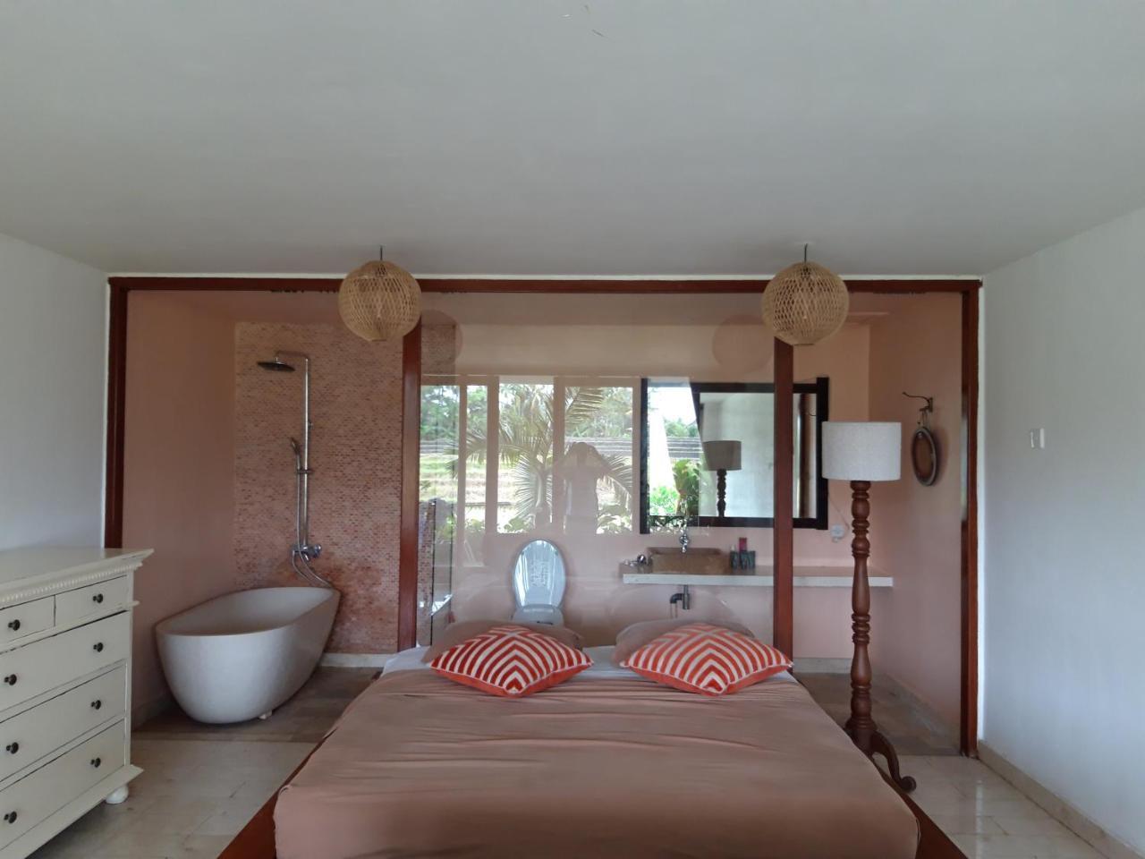 Villa Lotus 8 Canggu Quarto foto
